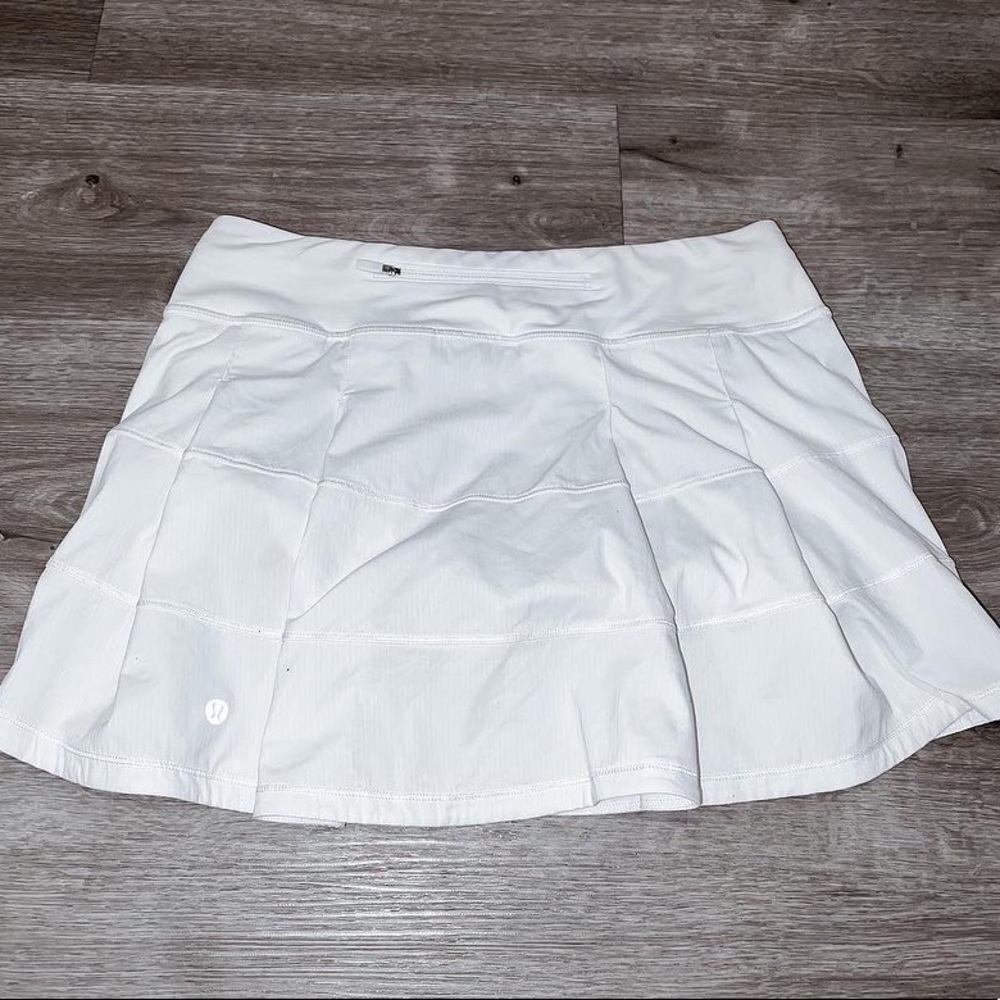 Lululemon white pace rival skirt